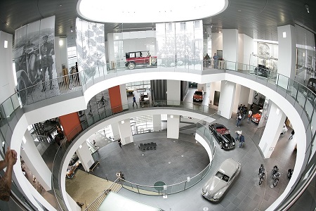 Завод и музей Audi в Ингольштадте